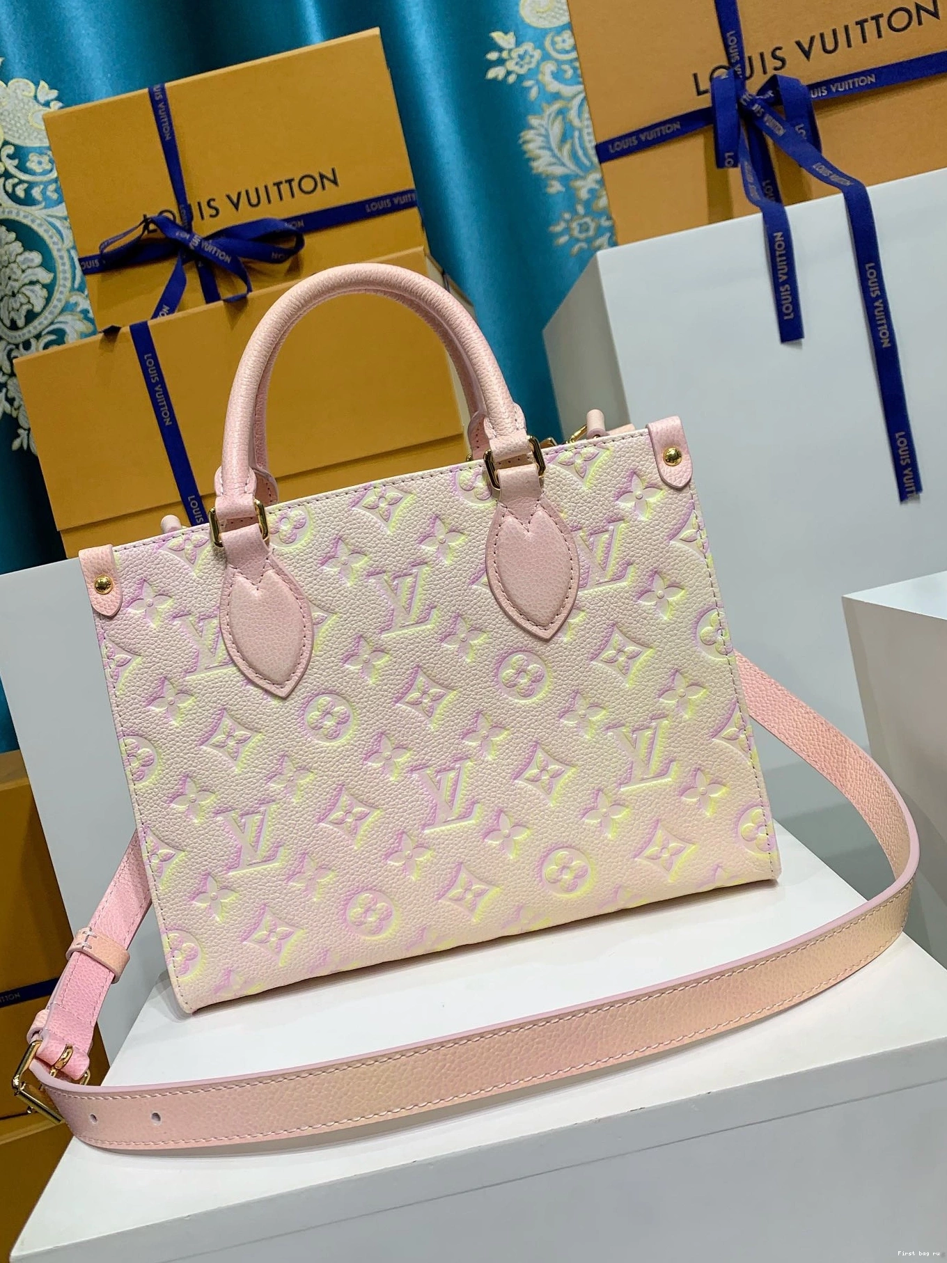 First bag ru PM VUITTON LOUIS ONTHEGO 0723